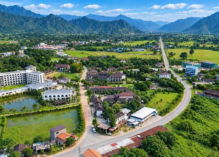 Vang Vieng Savanh Sunset View Resort