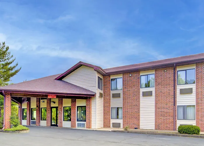 Amerihost Inn & Suites Fulton