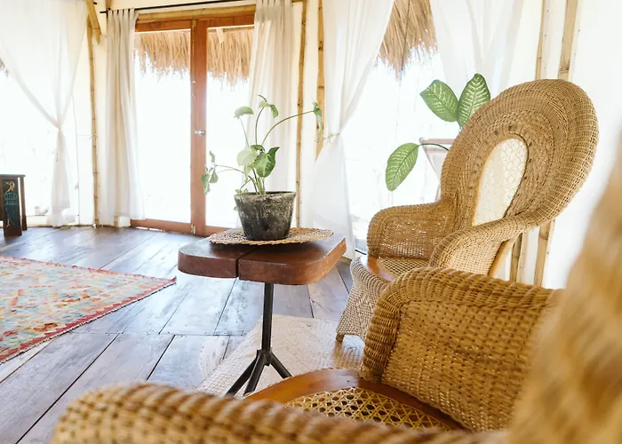 Dreamsea Surf Resort Nicaragua