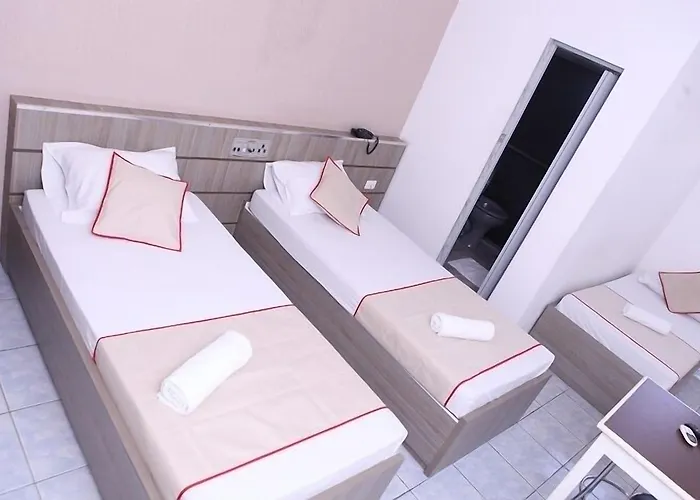 Hotel Golden Vilage Vila Maria