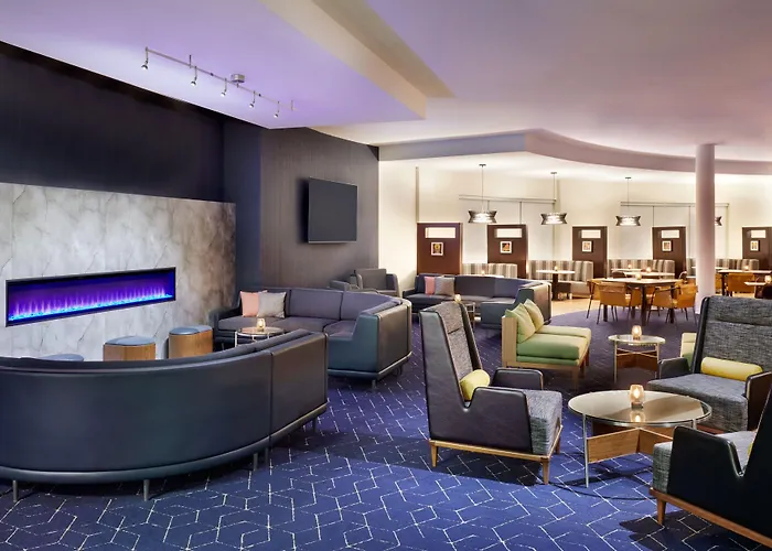 Courtyard By Marriott Ottawa East
