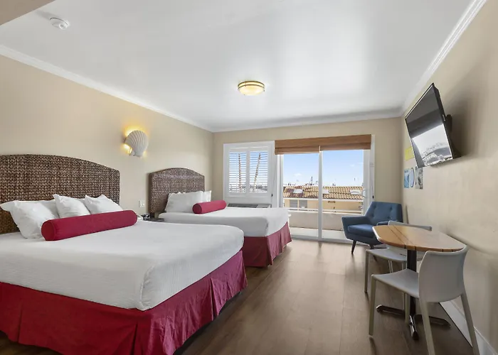 Beach Street Inn And Suites