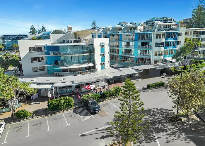 Rolling Surf Resort