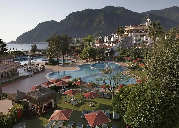 Marti Resort Deluxe Hotel