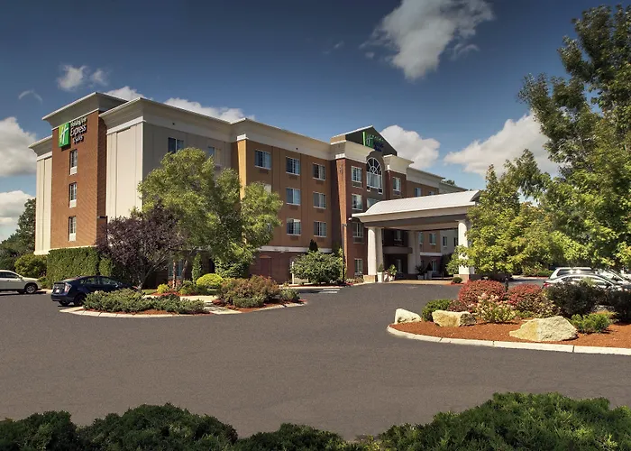 Holiday Inn Express Hotel & Suites Middleboro Raynham By Ihg