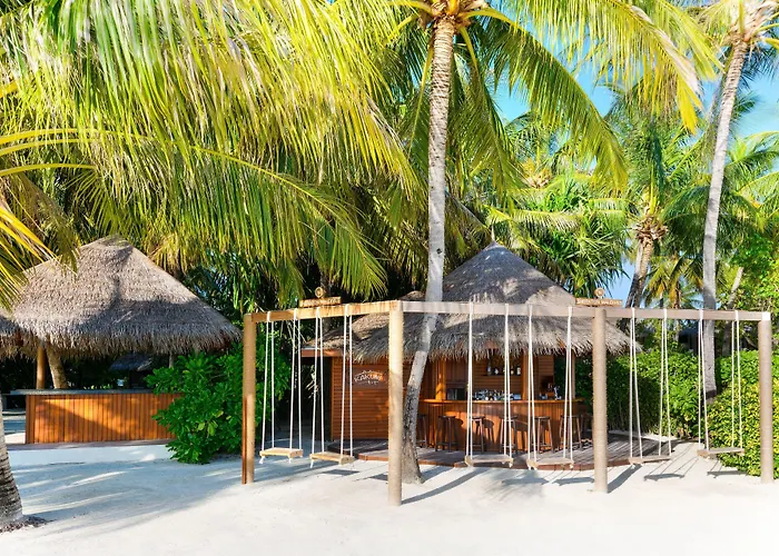 Sheraton Maldives Full Moon Resort & Spa