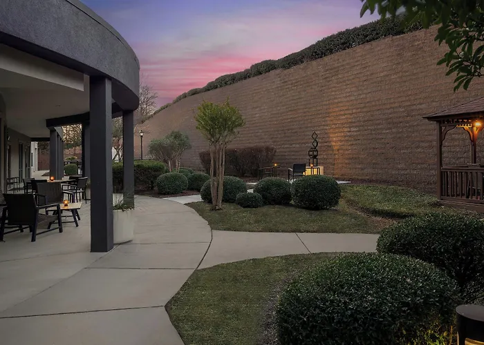 Courtyard Danville