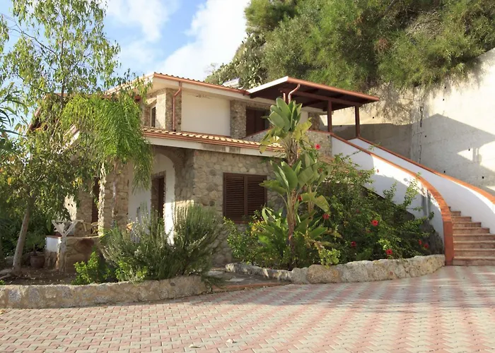 Hotel Village Eden