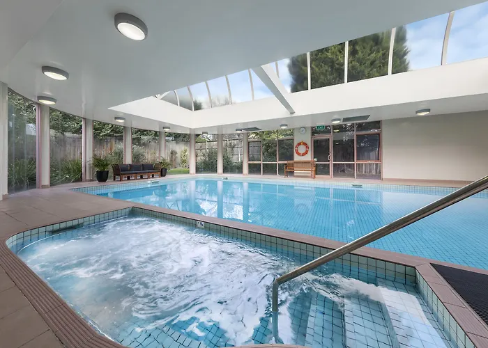 Kimberley Gardens Hotel, Serviced Apartments And Serviced Townhouses Melbourne