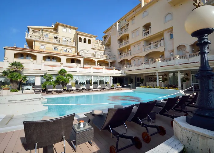 Hellenia Yachting Hotel & Spa