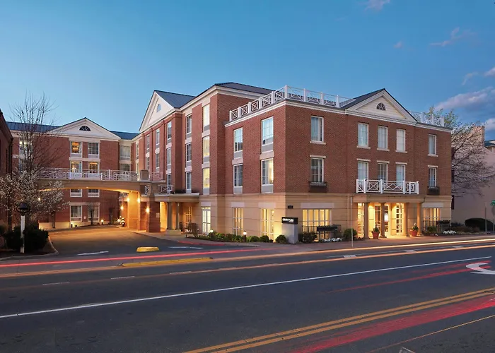 Courtyard By Marriott Charlottesville - University Medical Center