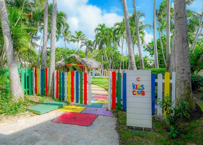 Coral Costa Caribe Beach Resort