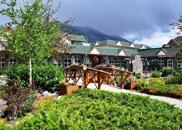 Coast Canmore Hotel & Conference Centre
