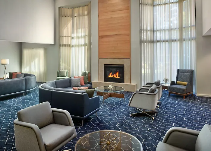 Courtyard By Marriott Atlanta Alpharetta