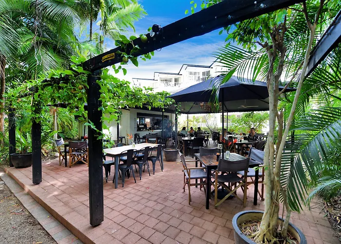 Golden Sands Beachfront Resort