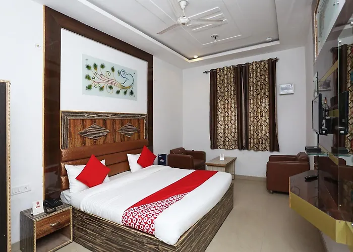 Super Hotel O Shree Radha Resort