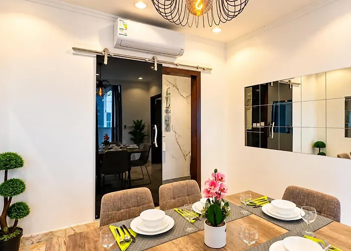 Luxurious Apartment