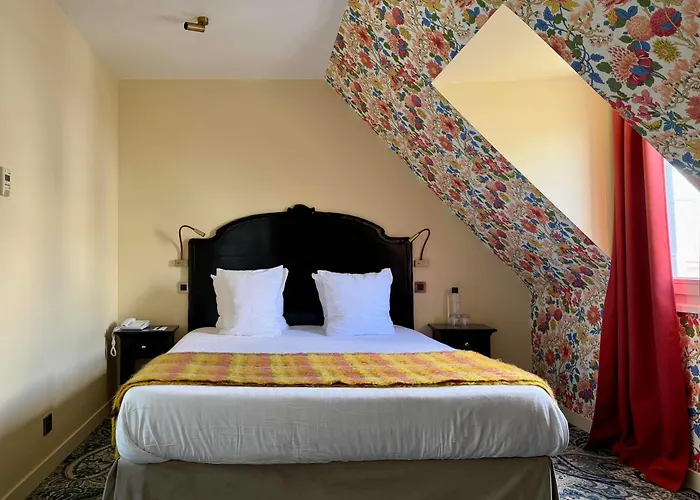 New Hotel Republique