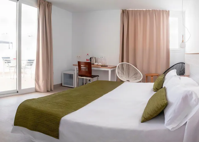 Hotel Senderos