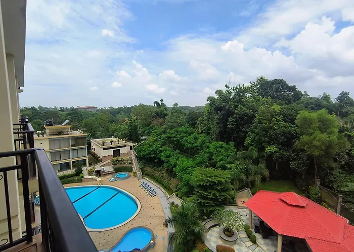 Paragon Hotel & Resort