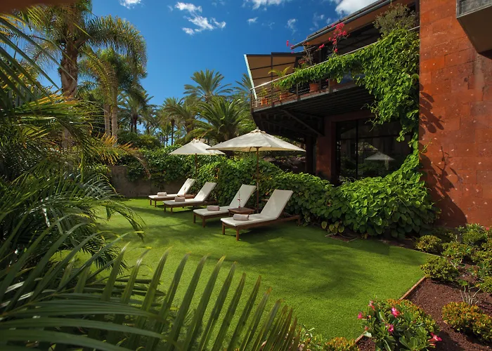 Unique Club at Lopesan Costa Meloneras Resort