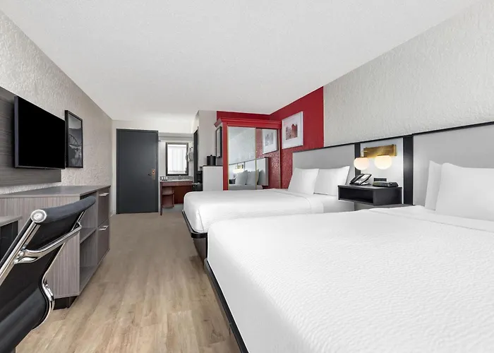 Ramada By Wyndham Tulsa Broken Arrow