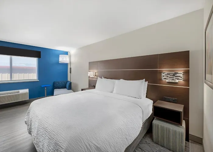 Holiday Inn Express Hotel & Suites Albuquerque - North Balloon Fiesta Park By Ihg