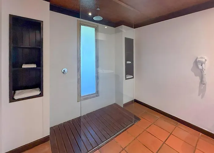 Hotel Roatan Media Luna Resort, Affiliated By Melia