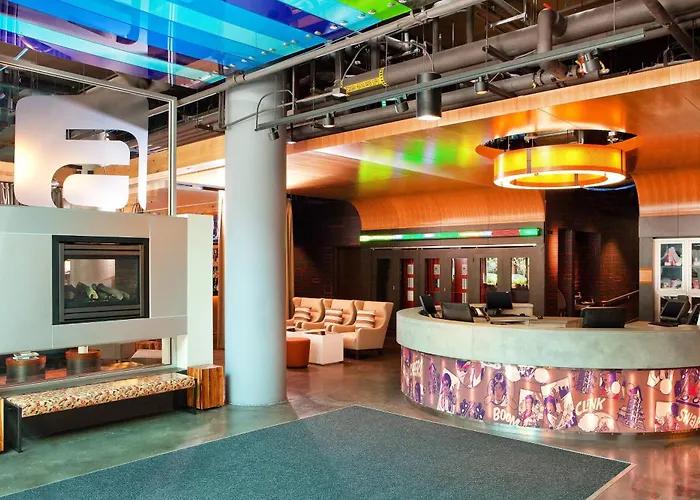 Aloft By Marriott Chicago Downtown River North