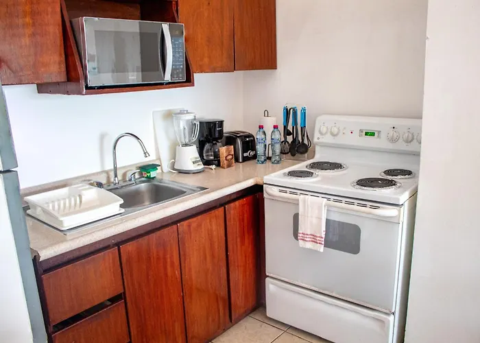 Hotel Cayman Suites