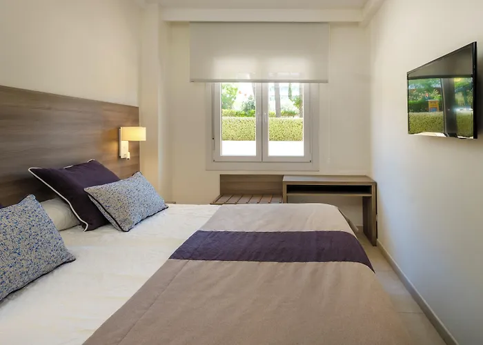 Cabot Tres Torres Apartamentos