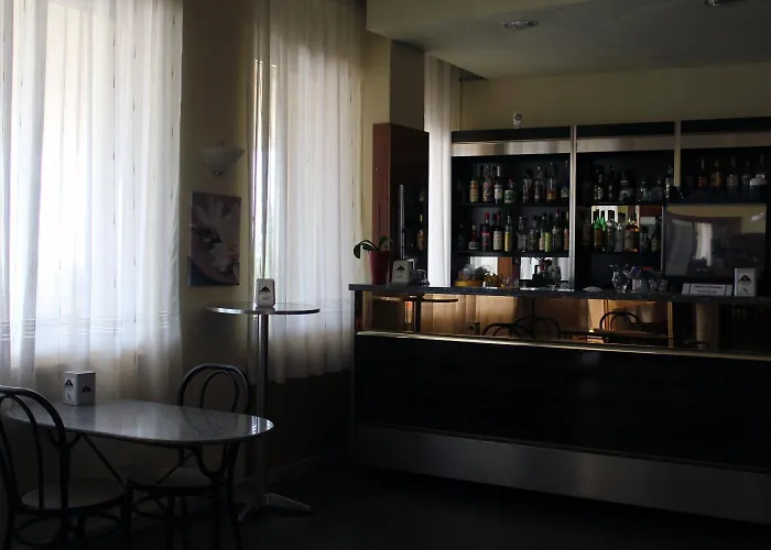 Hotel 106
