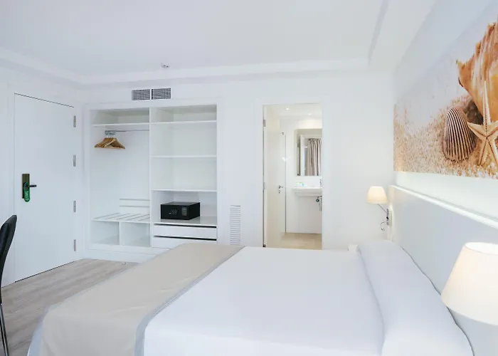 Thb Maria Isabel - Adults Only
