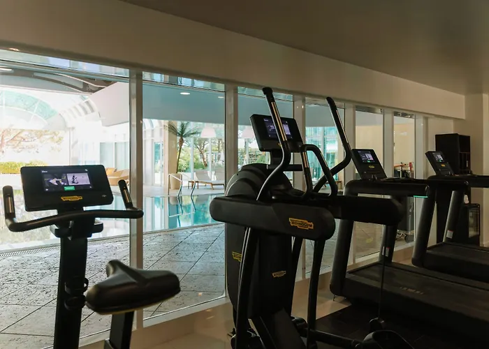 Le Meridien Beach Plaza