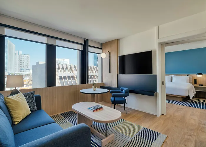 Voco Bangkok Surawong By Ihg Hotel