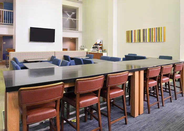 Holiday Inn Express Palm Desert By Ihg
