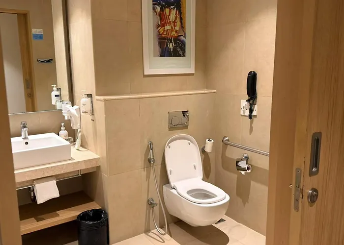 Holiday Inn Express & Suites Bengaluru Old Madras Road By Ihg