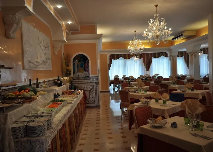 Hotel Real