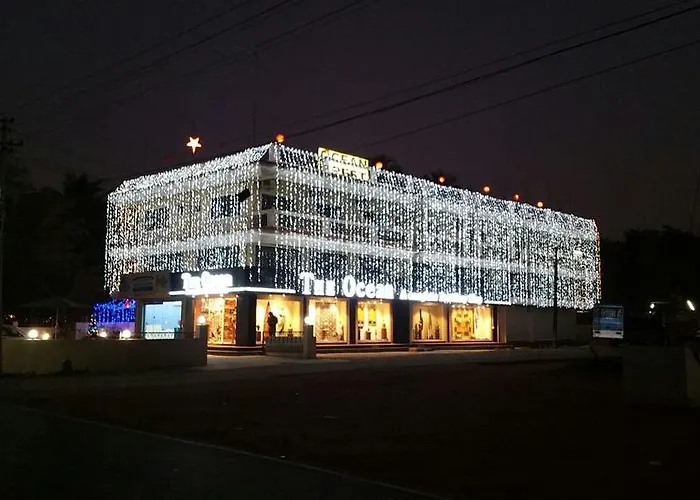 Ocean Crest Hotel
