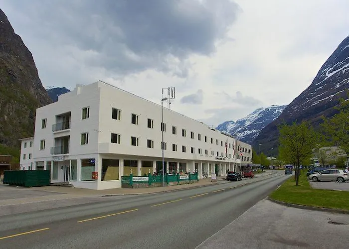 Sunndalsora Hotell