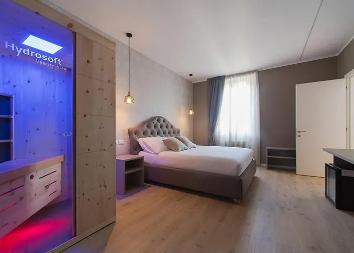 Lainez Rooms & Suites