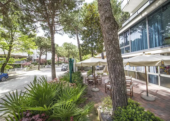 Renzo Hotel