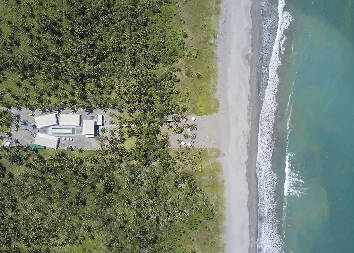 L'Sirene Boutique Resort