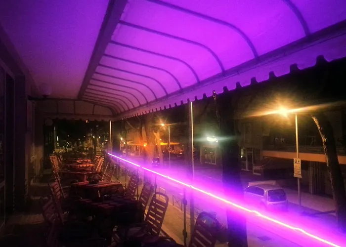 Hotel Caravelle