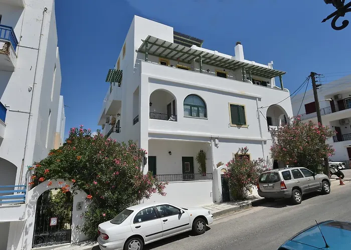 Πικροδάφνες