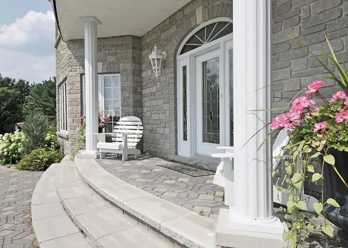 Greystone On Golden Lake
