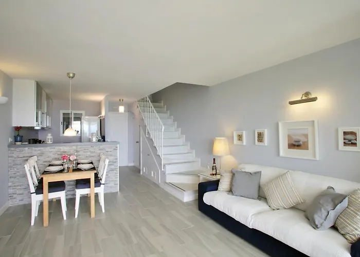 Your Vacation Retreat Right On The Beach
