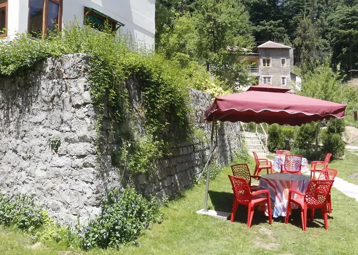 Sparsh Resort, A Boutique Stay - Just 2Kms Uphill From Mall Road, Near Old Manali