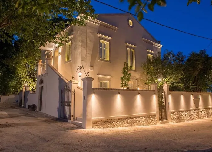 Carpofoli Corfu Town Serviced Luxury Suites