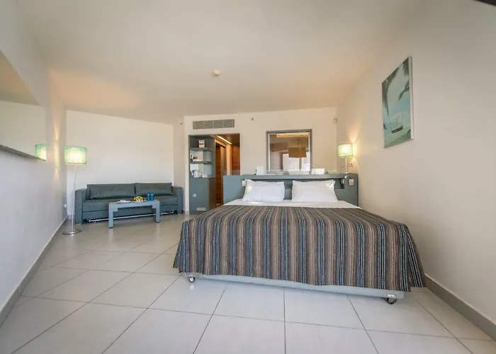 Neptune Eilat By Dan Hotels